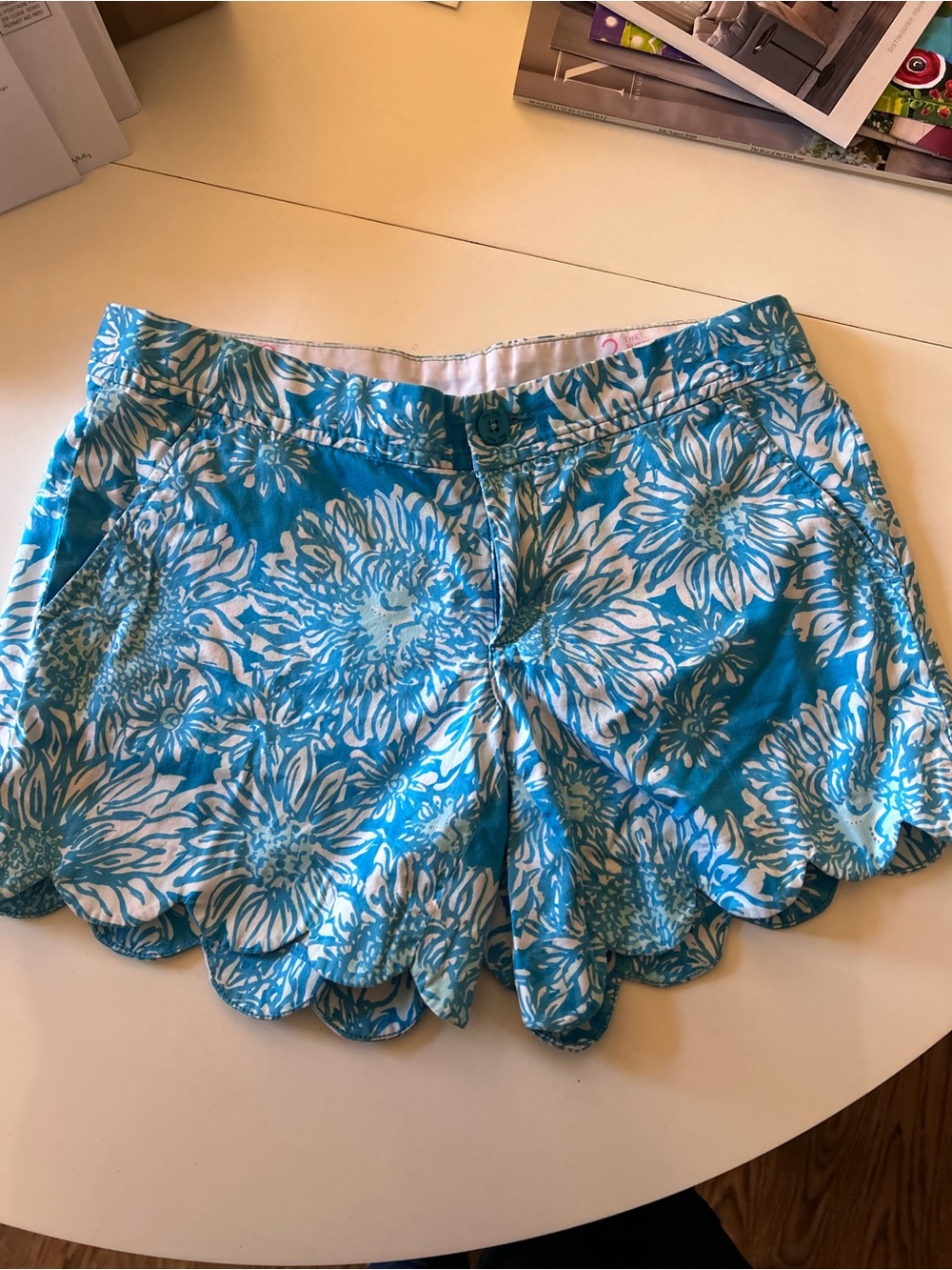 Lilly Pulitzer Turquoise Floral Scallop Hem Women’s Buttercup Shorts Size 2